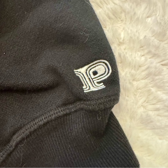 PINK Victoria’s Secret Medium Black Crewneck with White Striped Collar Sporty - Picture 4 of 4